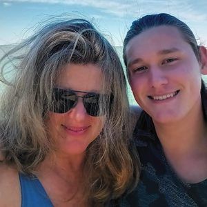 Meet your Posher, Deborah